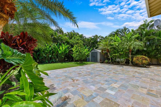 96 Moana Ave, Kihei, HI 96753