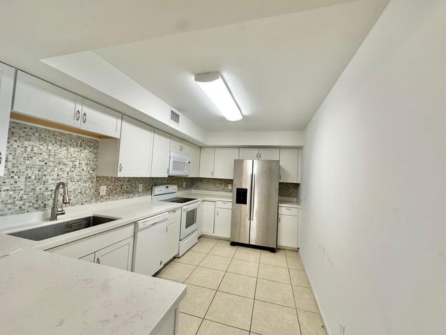 3170 Leewood Terrace L210, Boca Raton, FL 33431