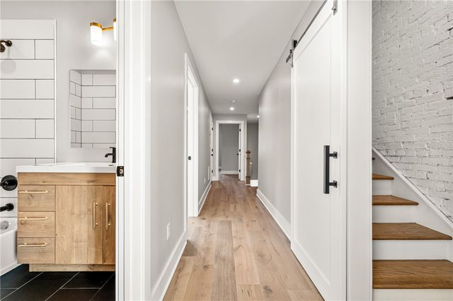 527 Grandview Ave, Mt Washington, PA 15211