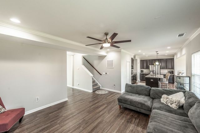 156 Hackney Ln, Gallatin, TN 37066