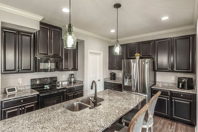 156 Hackney Ln, Gallatin, TN 37066