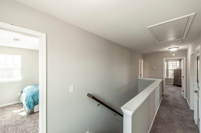 156 Hackney Ln, Gallatin, TN 37066