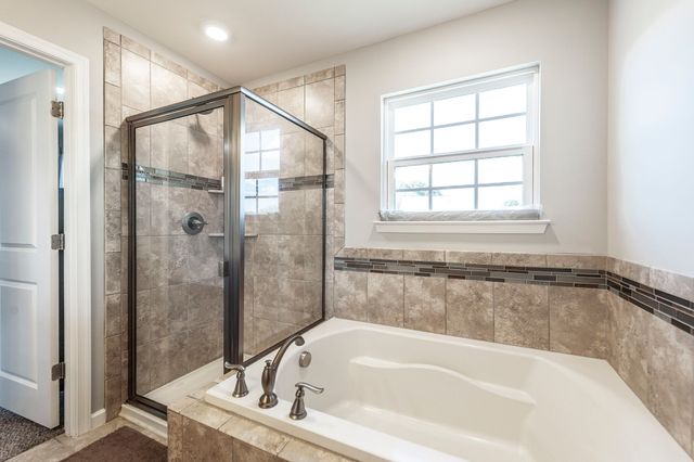 156 Hackney Ln, Gallatin, TN 37066