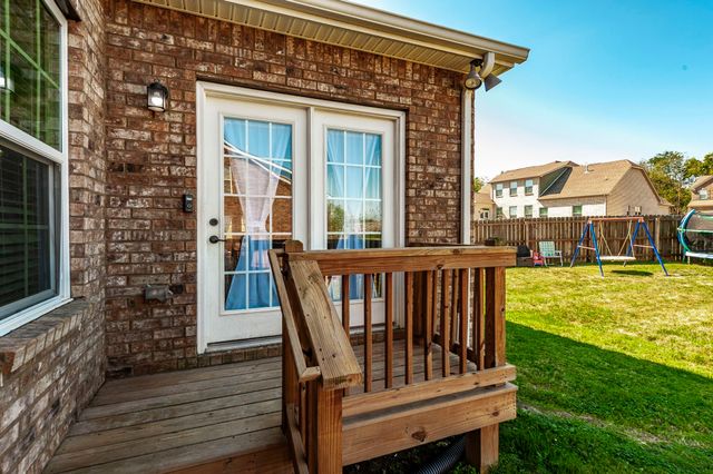 156 Hackney Ln, Gallatin, TN 37066