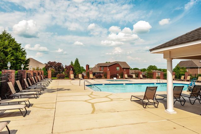 156 Hackney Ln, Gallatin, TN 37066