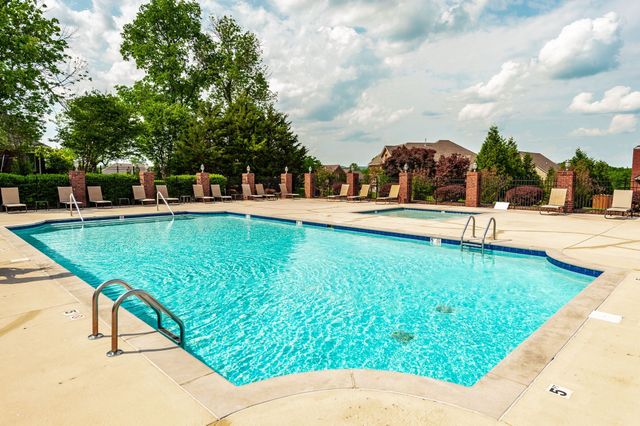 156 Hackney Ln, Gallatin, TN 37066