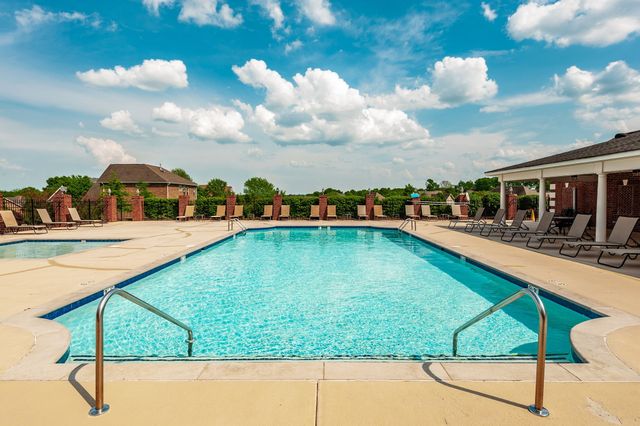 156 Hackney Ln, Gallatin, TN 37066