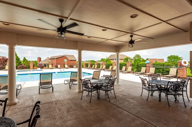 156 Hackney Ln, Gallatin, TN 37066