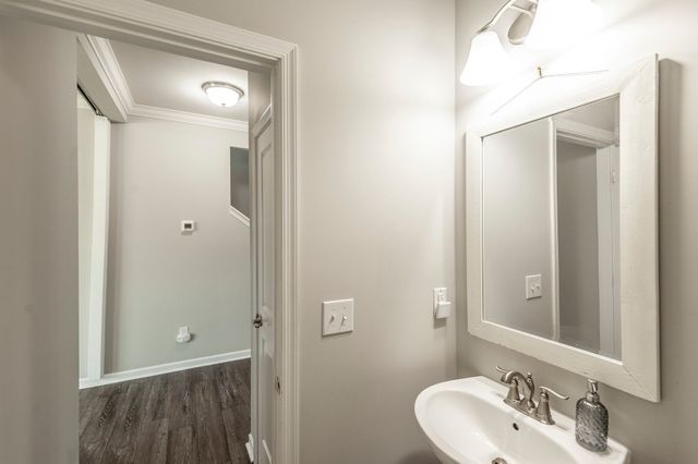 156 Hackney Ln, Gallatin, TN 37066