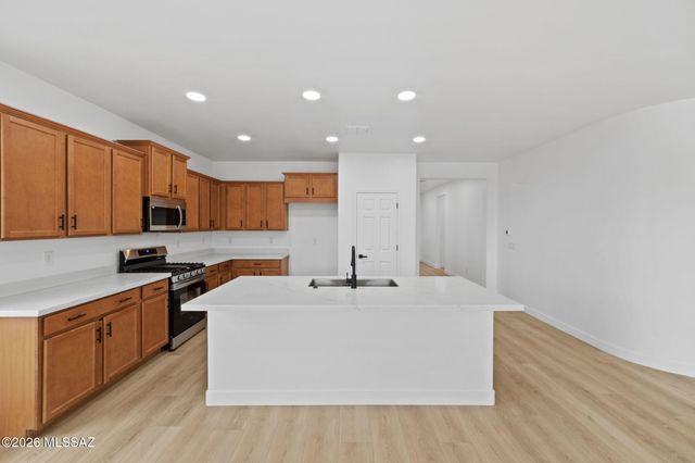 11964 N Raphael Way, Oro Valley, AZ 85742