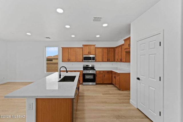 11964 N Raphael Way, Oro Valley, AZ 85742