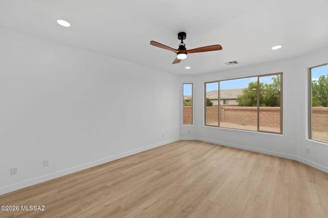 11964 N Raphael Way, Oro Valley, AZ 85742