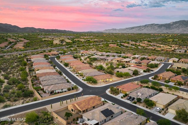 11964 N Raphael Way, Oro Valley, AZ 85742