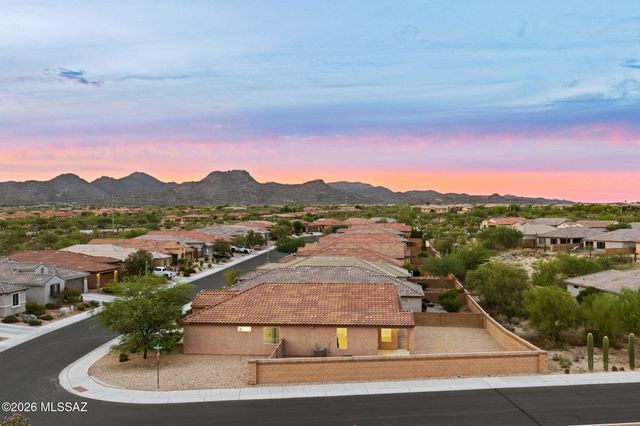 11964 N Raphael Way, Oro Valley, AZ 85742