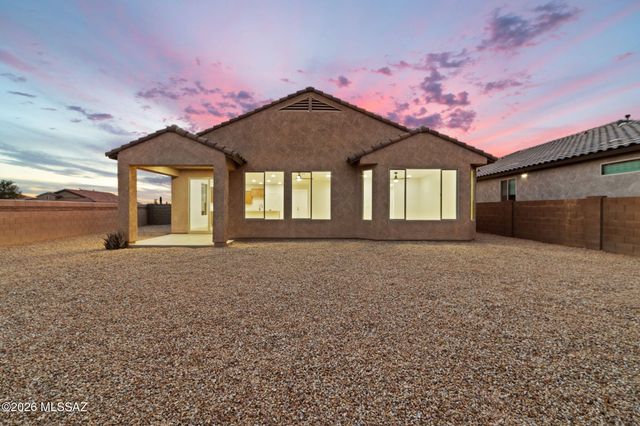 11964 N Raphael Way, Oro Valley, AZ 85742