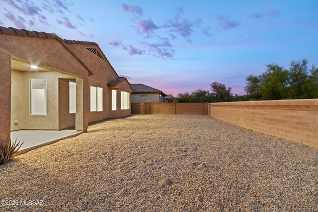 11964 N Raphael Way, Oro Valley, AZ 85742