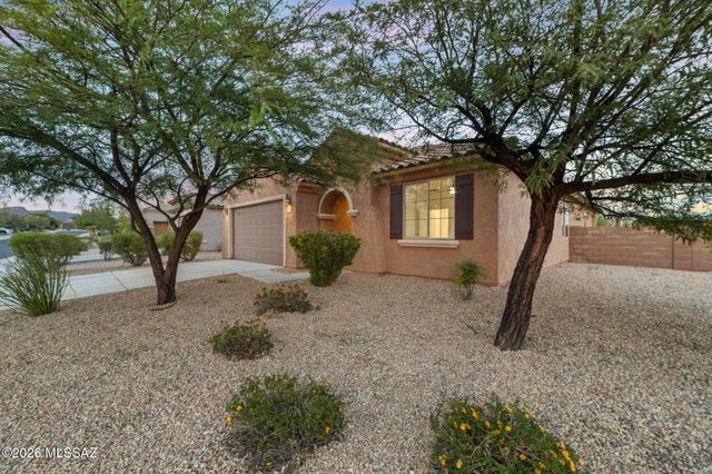 11964 N Raphael Way, Oro Valley, AZ 85742