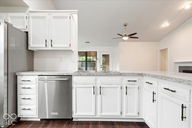8065 Cherrybark Drive, Indianapolis, IN 46236