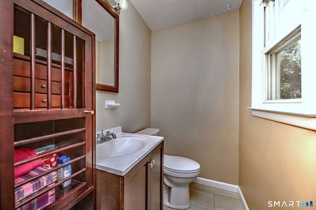 19 Lance Lane, Milford, CT 06460