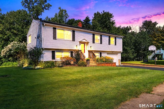 19 Lance Lane, Milford, CT 06460