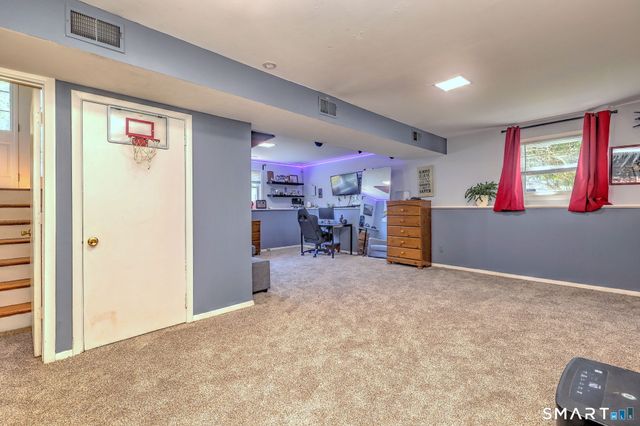 19 Lance Lane, Milford, CT 06460