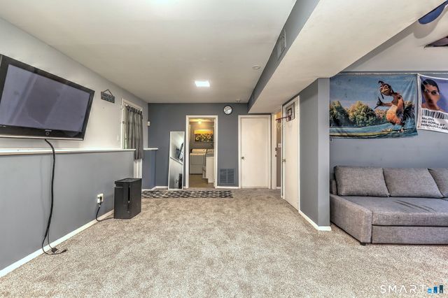 19 Lance Lane, Milford, CT 06460