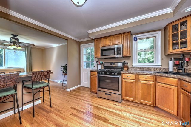 19 Lance Lane, Milford, CT 06460