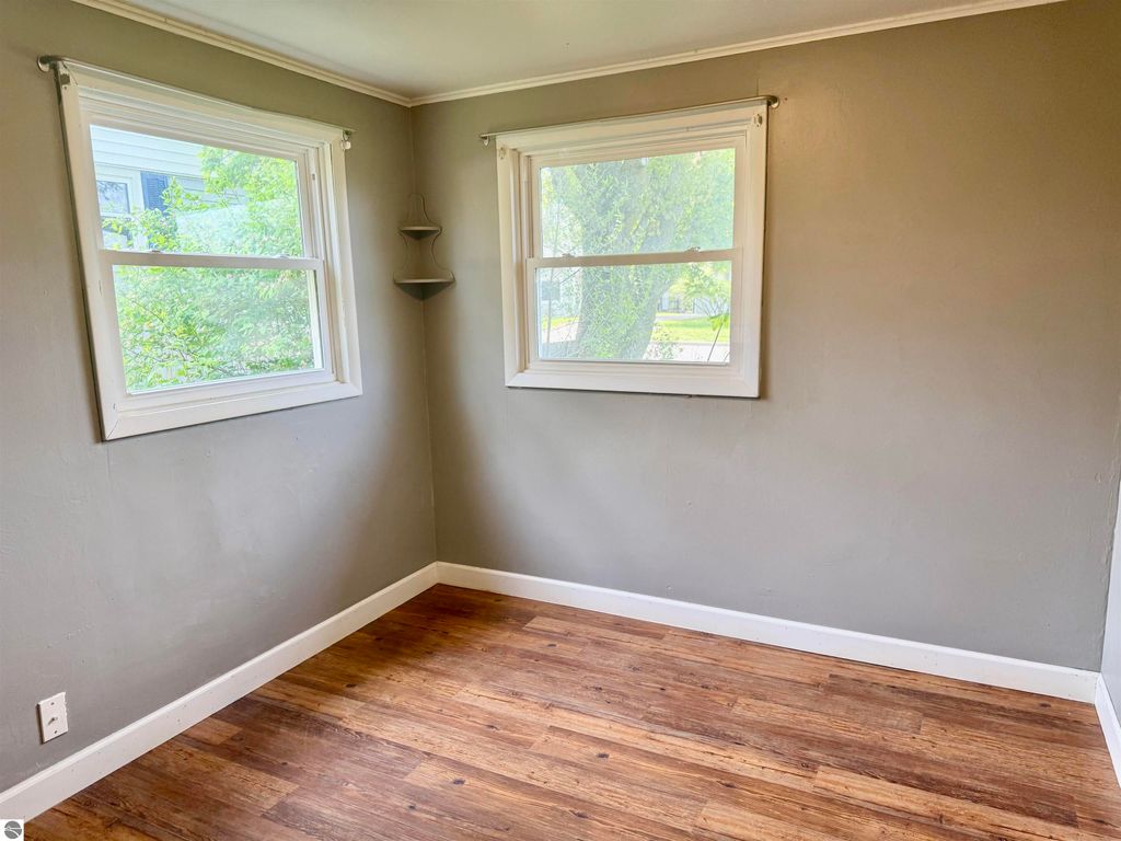 Image 26 of property listing at 136 W Elizabeth Street, Alma, MI 48801