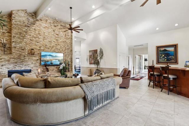 2600 Geneil Court, Hollister, CA 95023