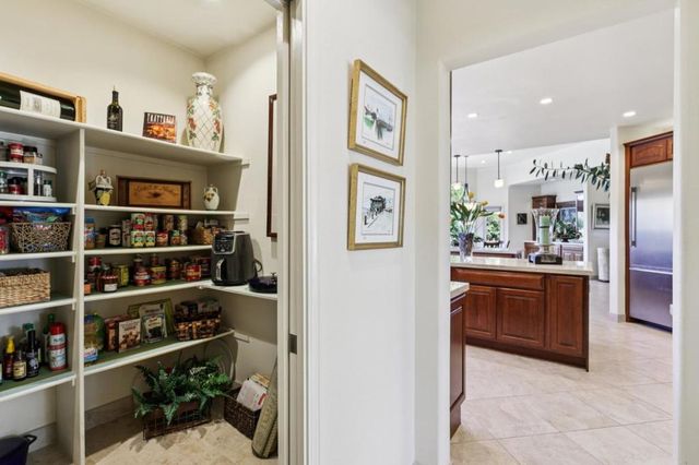 2600 Geneil Court, Hollister, CA 95023