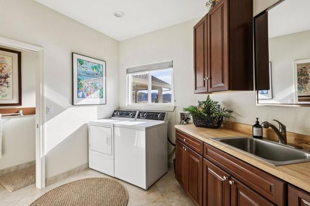 2600 Geneil Court, Hollister, CA 95023