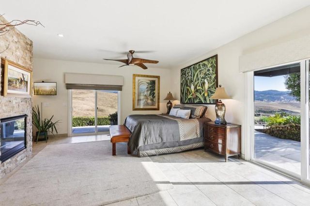 2600 Geneil Court, Hollister, CA 95023