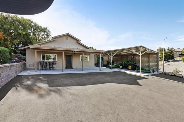 2600 Geneil Court, Hollister, CA 95023