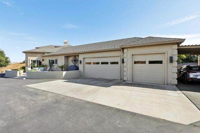 2600 Geneil Court, Hollister, CA 95023