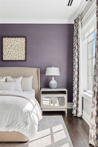 1000 Royal Court 1207, North Hills, NY 11040