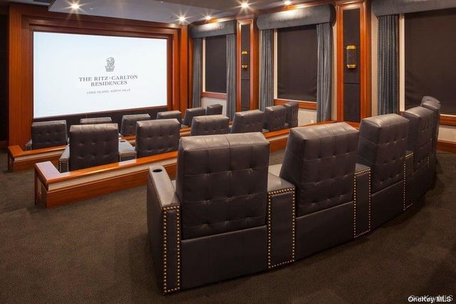 1000 Royal Court 1207, North Hills, NY 11040