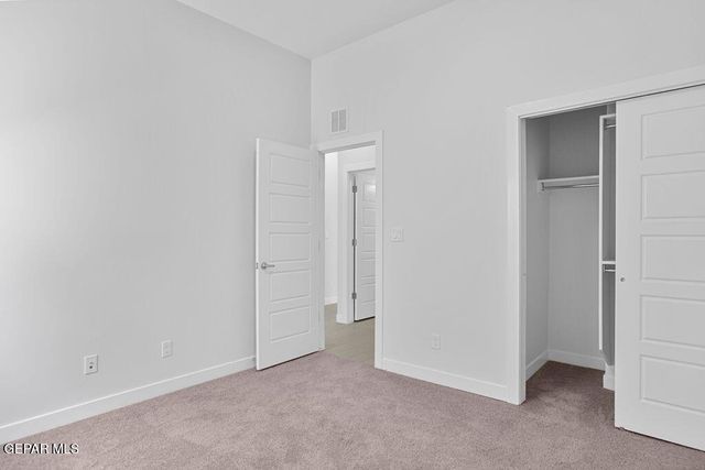 425 Deserts Drive, Socorro, TX 79927