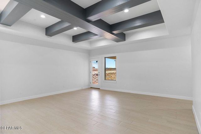 425 Deserts Drive, Socorro, TX 79927