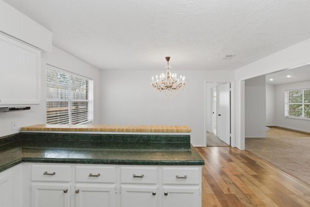 218 Oxford Drive, Conroe, TX 77303