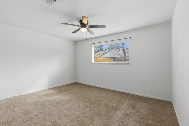 218 Oxford Drive, Conroe, TX 77303