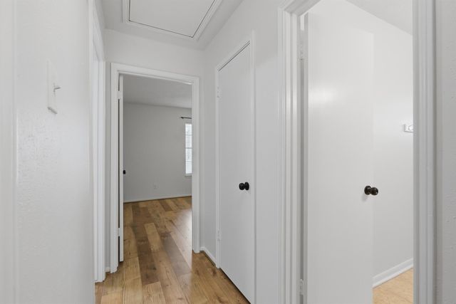 218 Oxford Drive, Conroe, TX 77303