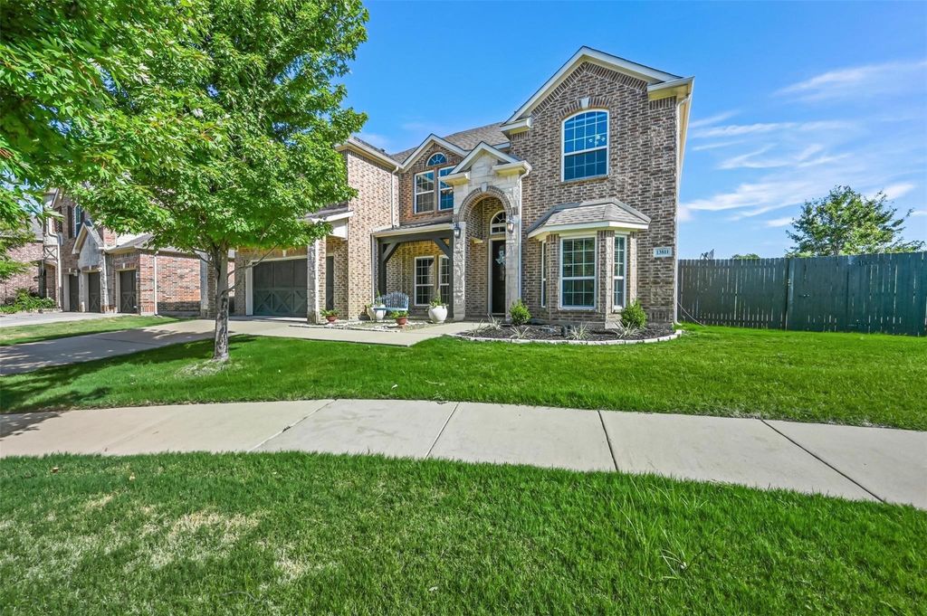 13811 Sorano Drive, Frisco, TX 75035