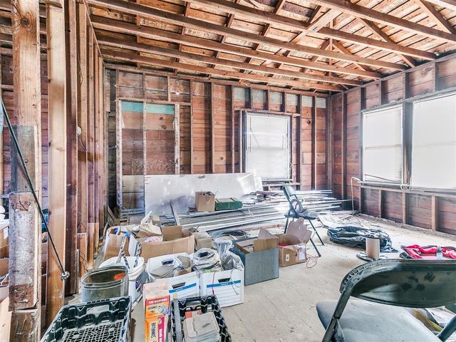 4801 N Peniel Avenue, Bethany, OK 73008