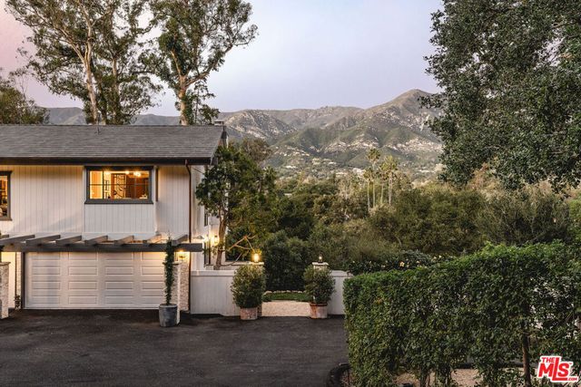 395 Woodley Road, Montecito, CA 93108