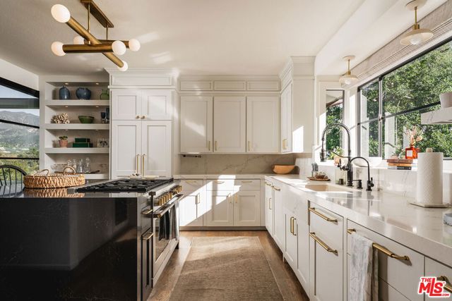 395 Woodley Road, Montecito, CA 93108