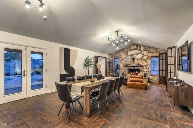 3249 South Torrey Pines Drive, Las Vegas, NV 89146