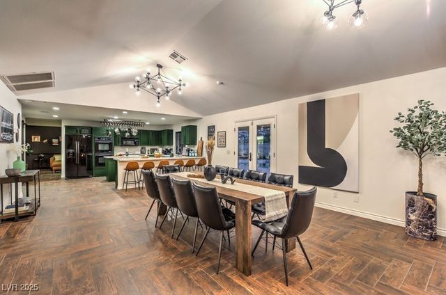 3249 South Torrey Pines Drive, Las Vegas, NV 89146