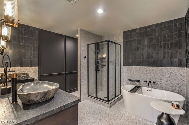 3249 South Torrey Pines Drive, Las Vegas, NV 89146