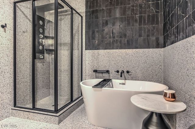 3249 South Torrey Pines Drive, Las Vegas, NV 89146