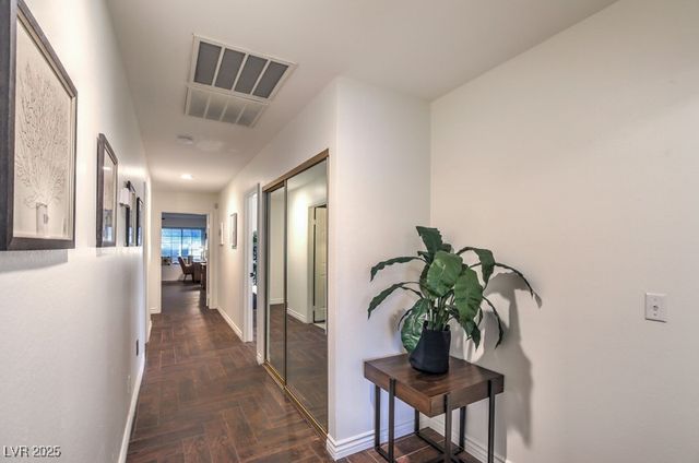 3249 South Torrey Pines Drive, Las Vegas, NV 89146